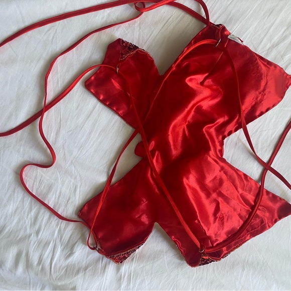 Beaded butterfly top - Picture 7 of 7